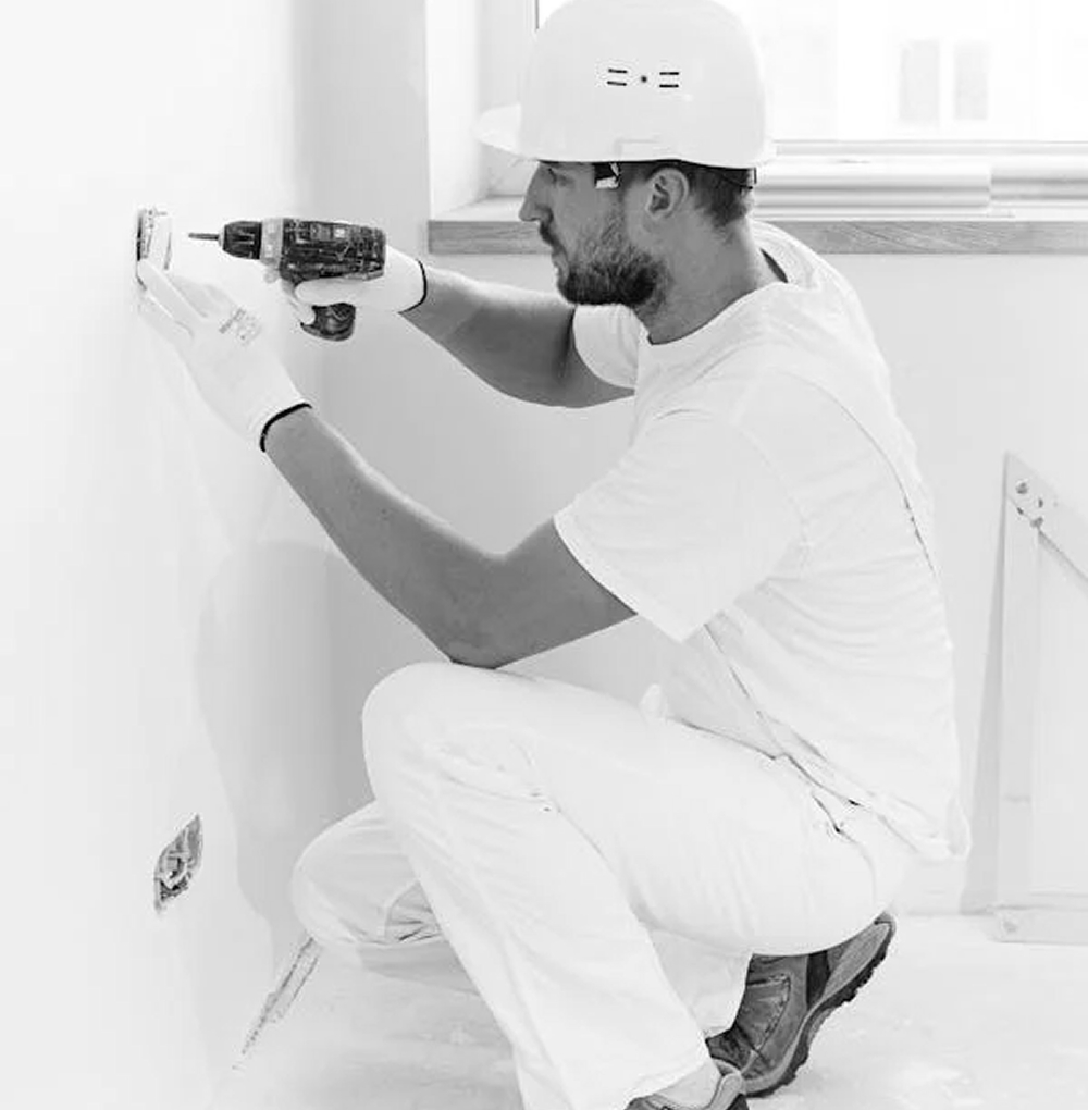 Image representing our approach to high-altitude work with safety and precision